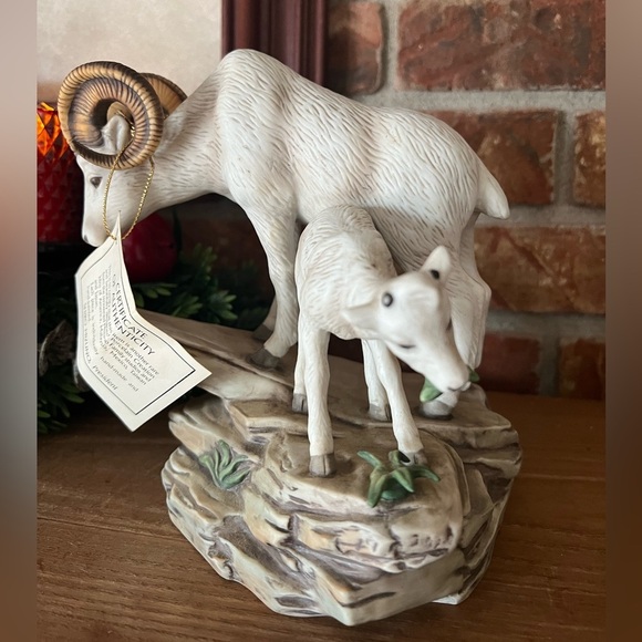 Rare Vintage 1984 Homco
Masterpiece Porcelain Goat
Statue - Picture 6 of 10